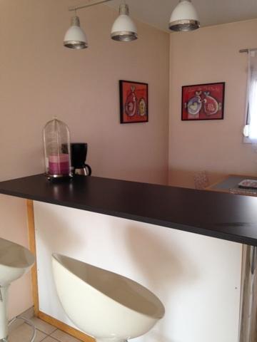 Aparthotel Tempologis Meylan Habitación foto