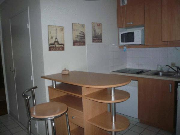 Aparthotel Tempologis Meylan Habitación foto