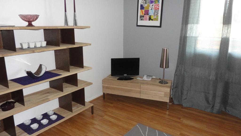 Aparthotel Tempologis Meylan Habitación foto